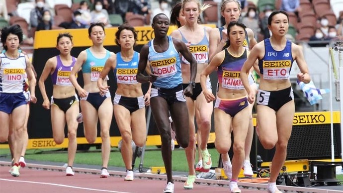 【セイコーゴールデングランプリ2022】女子1500m、トラックを走る選手たち